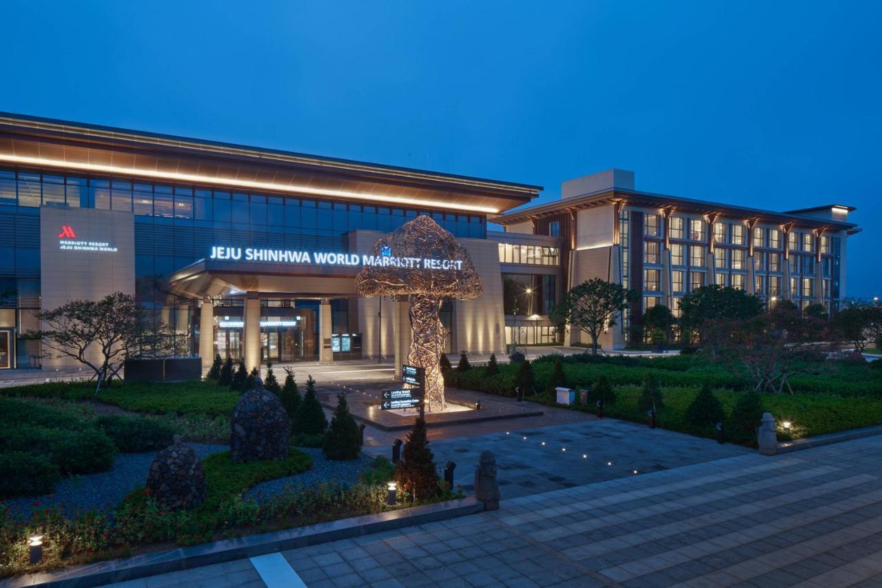 Marriott Jeju Shinhwa World Hotel Согвипхо Экстерьер фото